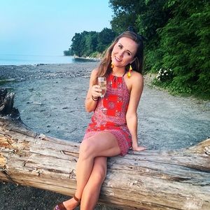 Meet your Posher, Teylor